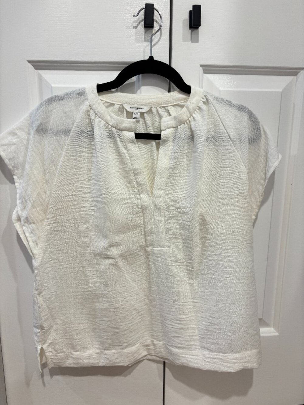 Banana Republic Linen-Feel Top Size Small